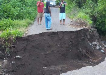 Rintihan Hati Warga Ilebura: Jalan Kami Telah Putus