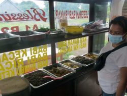 Di Flores Timur, Lesehan Babi Bakar Terus Mekar Walau Banyak Babi Mati Terpapar Virus ASF