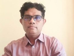 Cendikiawan Agama: Menengadah Langit dan Memijaki Bumi dengan Mata Terbuka