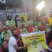 Melchias Mekeng dan Bank Indonesia Salurkan Bantuan 1 Ton Beras Untuk Warga Ile Ape