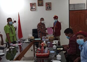 Enam Jam Bupati Anton Hadjon dan PMKRI Berdialog; Bicarakan Penanganan Covid dan Penataan Infrastruktur di Flotim