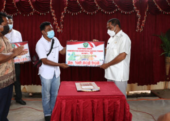 Pemkab Flotim Kucurkan Bantuan Untuk Pembangunan Gereja