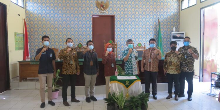 Bangun Zona Integritas Wujudkan WBK, KPPN Larantuka dan PN Larantuka Teken MoU