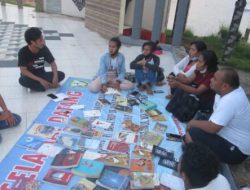 Lapak  Baca Sastra Dan Teater Terus Nyalakan Ruang Seni Di Flores Timur