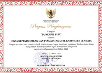 Dukcapil Lembata Raih Penghargaan ‘Dukcapil Bisa’ Dari Kemendagri; Suya: Ini Motivasi Bagi Kita!