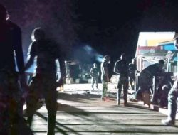 Lembur Kawal Pembangunan Jembatan; Dandim 1624/Flotim : Ini Marwah dan Harga Diri Prajurit