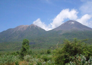 Aktivitas Vulkanik Gunung Api Lewotobi Meningkat, Bupati Flotim Imbau Warga Waspada