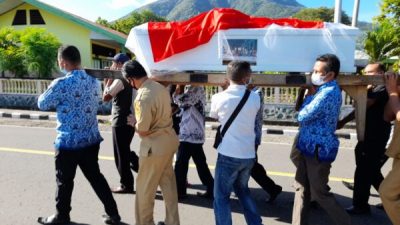 In Memoriam Dra. Fransiska Anyika Hayon, Guru Biologi pada SMAN 1 Larantuka