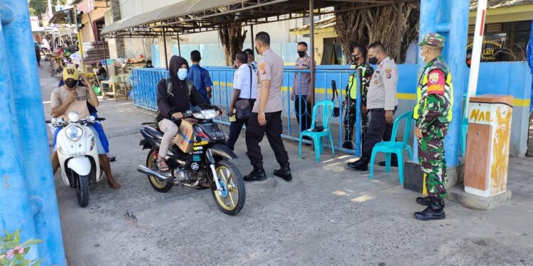 Jelang Idul Fitri 1442H, Koramil 01/Larantuka dan Polres Flotim Bangun Posko Pengamanan Dan Covid-19