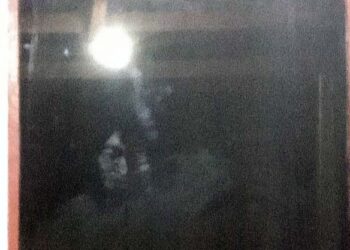 Wajah Yesus Terpampang di Kaca Jendela, Warga Weri – Larantuka Datangi Rumah Samyati