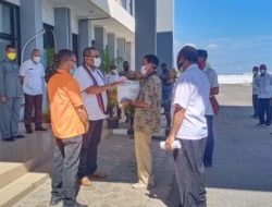 PLT Bupati Thomas Ola Minta Kapolres dan Danramil Kawal Bantuan Sosial Tunai