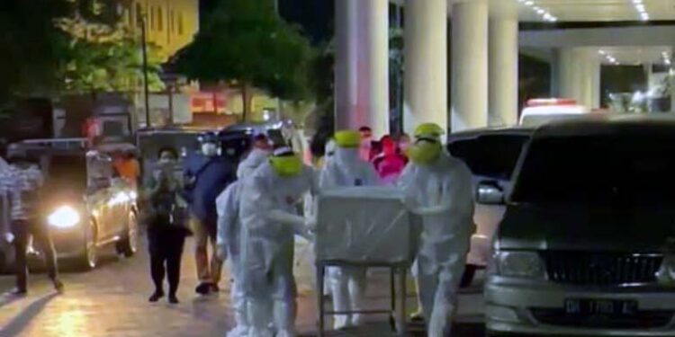 Yentji Sunur Dimakamkan di Kuma Resort; Lembata Berkabung 3 Hari Bendera Setengah Tiang