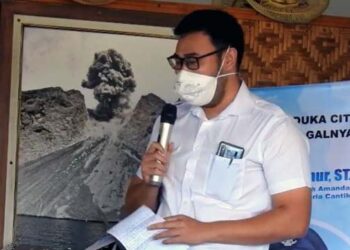 Keluarga Almarhum Yentji Sunur Sampaikan Permohonan Maaf; Kenzi Sunur: Bicara Lembata, Papi Sangat Bersemangat