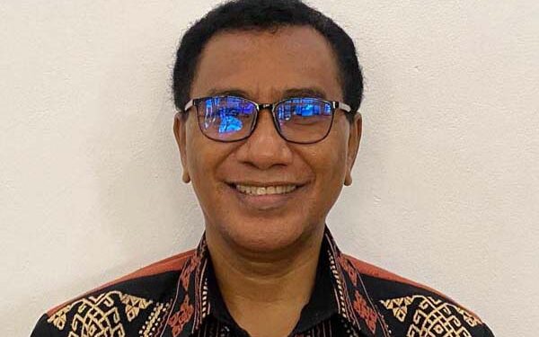 Belum Ada SK Mendagri untuk Pemberhentian Eliaser Yentji Sunur, Polo Maing : Nanti Saya Cek !