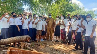 Plt. Bupati Lembata Harapkan SMANSA Nubatukan Jadi Model Pembinaan Anak Berkarakter