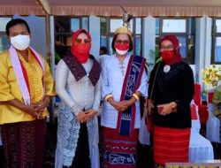 Thomas Ola Jadi Irup 17 Agustus, Yuni Damayanti Hadir Ikut Upacara Bendera