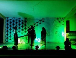 Bengkel Seni Millenial SMK Sura Dewa Pentaskan BLt di Ujung September
