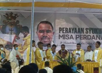 Misa Syukur Perdana Pater Heri Leba Di Lewoawan