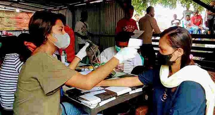 Polres Gelar Vaksinasi di Pelabuhan Lewoleba Menyasar Buruh, Ojek, Sopir dan Pedagang Asongan