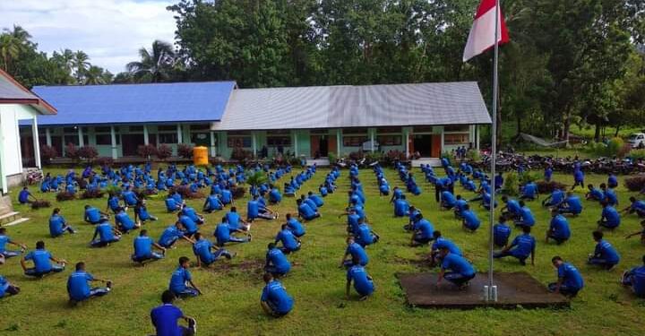 Tingkatkan Imunitas, SMAN Kelubagolit Awali dengan Senam Sehat Bersama