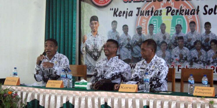 PGRI Cabang Witihama Gelar Konferensi Kerja, Ini Masalah Guru yang Mencuat