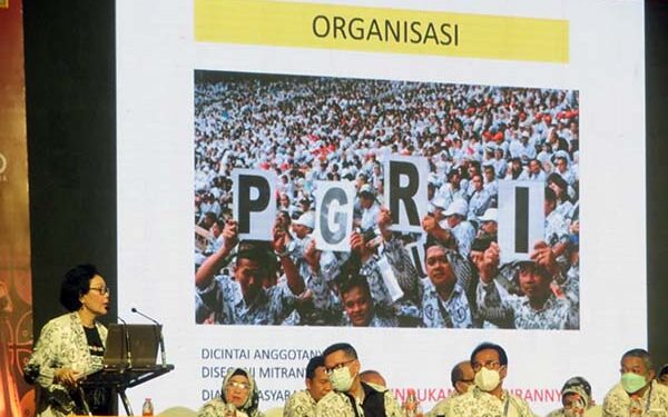 PGRI Flotim Dorong 22 Pokok Aspirasi di Konkernas III Jogjakarta