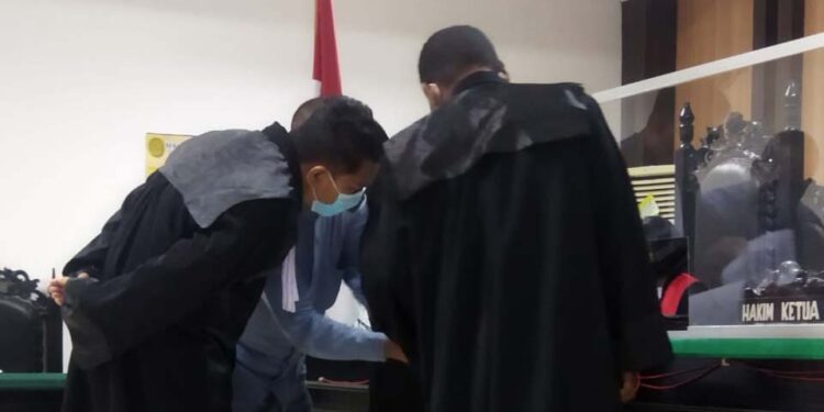 Sidang Korupsi Kantor Camat Buyasuri Berjalan Alot; Kerugian Negara Hanya Rp 16 Juta Lebih