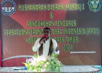Wabup Flores Timur Lantik Persatuan Perangkat Desa Indonesia Pertama di NTT