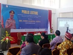 Kadiv Hubinter Mabes Polri Jhonny Asadoma Kasih Kuliah Umum di Unika Santu Paulus Ruteng