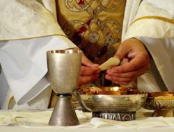 Ekaristi: Antara Ritual dan Cara Hidup