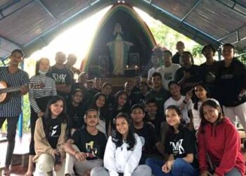 Peringati HUT ke-28, KMK Fisip Undana Lakukan Ziarah Iman dan Refleksi Bersama