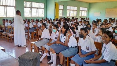 OSIS SMAN 1 Nagawutung Gelar Rekoleksi Jelang Paskah dan Pembinaan Iman dalam Konsep Ramadhan 1443H