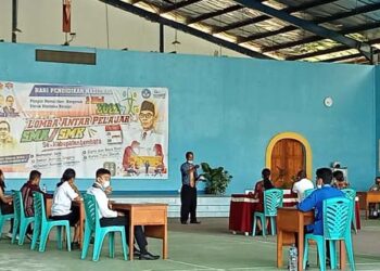 Lomba Cipta Baca Puisi dan Debat Bahasa Inggris Songsong Hari Pendidikan Nasional