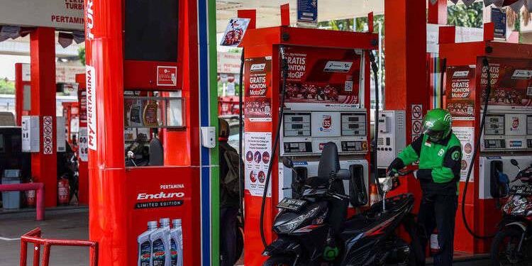 Akankah Harga Pertamax Turun Jika Minyak Mentah Dunia Anjlok?