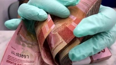 Uang Bisa Menjelma Jadi Tuan yang Jahat