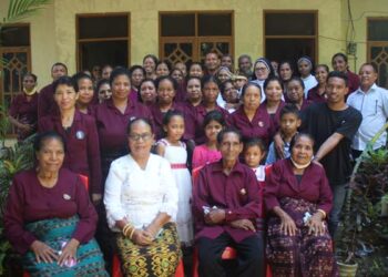 RD Kristo Soge Minta Komunitas Kerahiman Illahi PKRW Mendoakan Umat