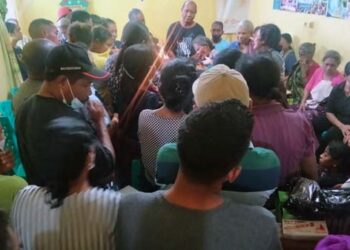 Jenazah Bendahara Pimpinan Setda Lembata Dimakamkan di Pekuburan Umum Waikomo