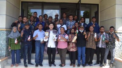 Julie Soetrisno Laiskodat Dukung Produksi Minyak Goreng di Flores Timur