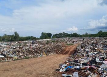 Flores Timur Dapat Bantuan Mobil Sampah dari Bank NTT, Doris Rihi : Kita Fokus Bangun Lewotana