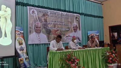 Kasih Keluarga: Panggilan dan Jalan Kekudusan