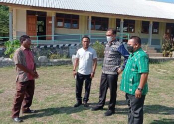 Pantau Kerusakan Gedung, Penjabat Bupati Flotim Kunjung Perdana ke SMPN 1 Lewolema