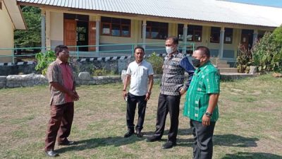 Pantau Kerusakan Gedung, Penjabat Bupati Flotim Kunjung Perdana ke SMPN 1 Lewolema