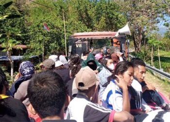 Peringati Hari Anti Human Traficking, Vidi Tedemaking Orasi dalam Road Show Truk-F