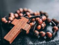 Mengajar dalam Kata dan Teladan Hidup