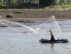 Teruslah Menebar Jala Meski Menemui Malam Tanpa Ikan