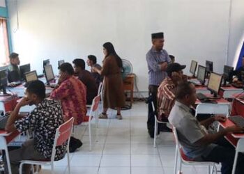 Bawaslu Flores Timur Gelar Ujian CAT Bagi Calon Anggota Panwascam