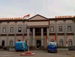 Catatan Jurnalistik Seminar Bulan Bahasa di Lembata (2) : Ide Itu Datang dari Seorang Putra Nagekeo