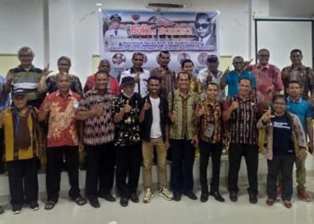 Catatan Jurnalistik Seminar Bulan Bahasa di Lembata (1) : Tidak Harus Ada Doi Baru Kerja