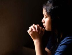 Tak Percuma Mendoakan Orang Mati