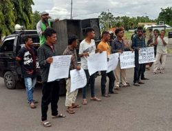 GERTAK Gelar Unjuk Rasa, Kanis Soge Bilang Penjabat Bupati dan DPRD Kasih Rusak Flores Timur